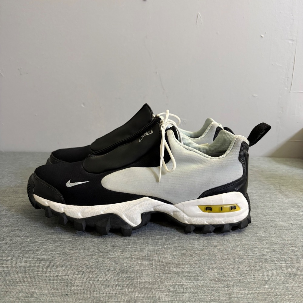 Nike ACG Air Shoes Women 10 Black White 302472-045 Vintage Shroud‎ Trail Hiking